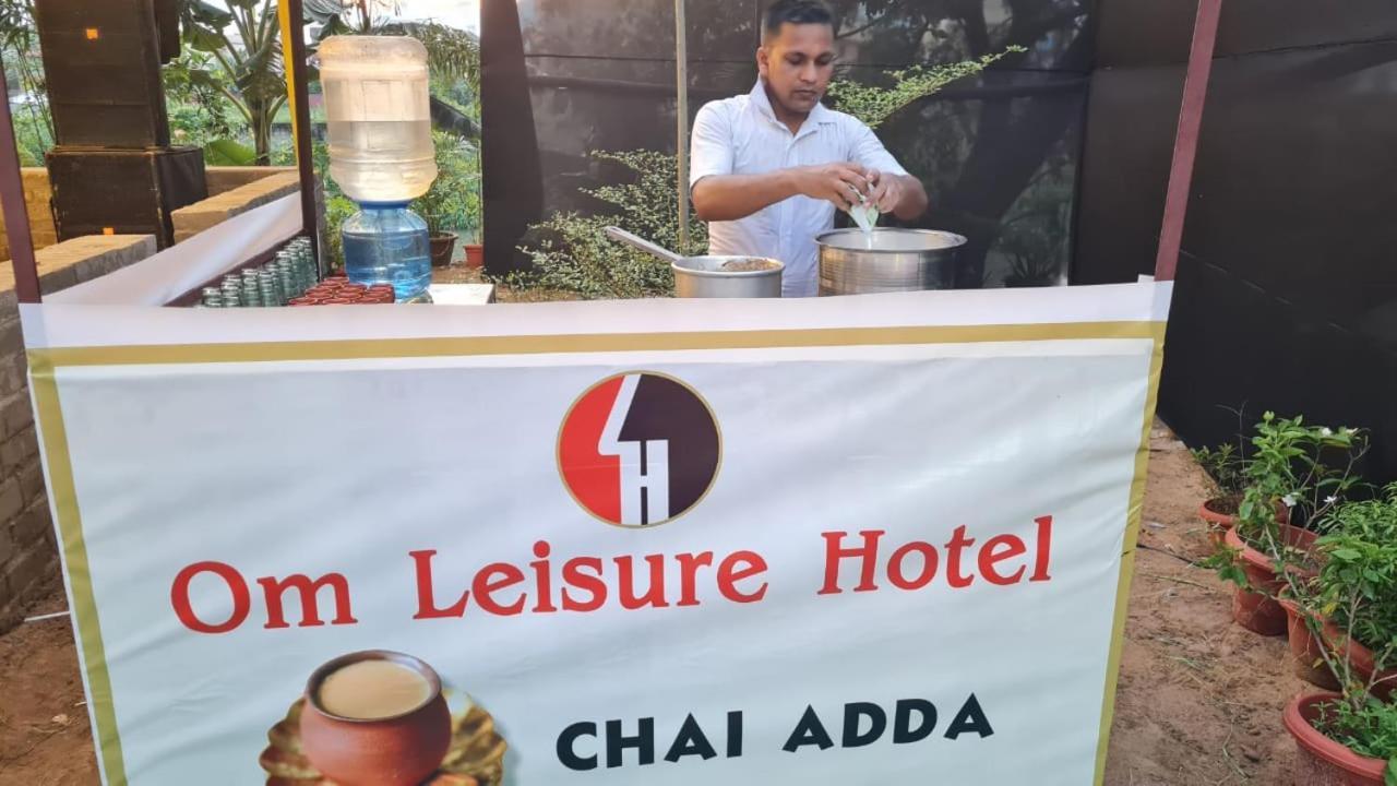 Om Leisure Hotel - Bbsr Bhubaneswar Exteriör bild